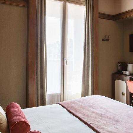 Hotel Mercedes Paris Bagian luar foto
