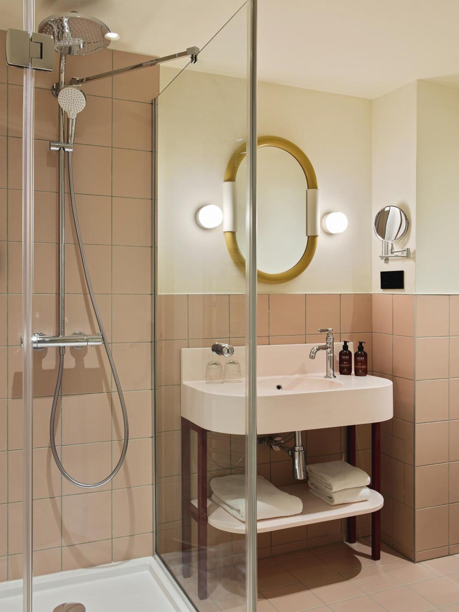 Hotel Mercedes Paris Bagian luar foto