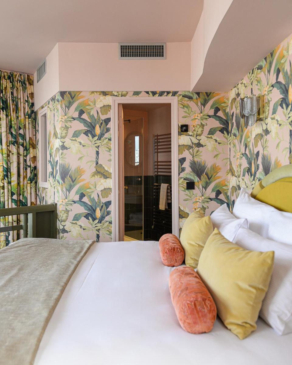 Hotel Mercedes Paris Bagian luar foto